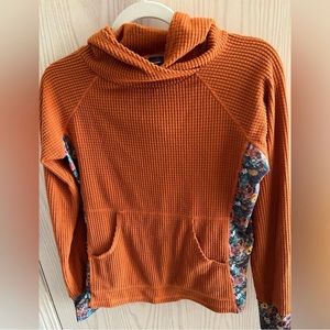 Youer Climb On Hoodie Size Small